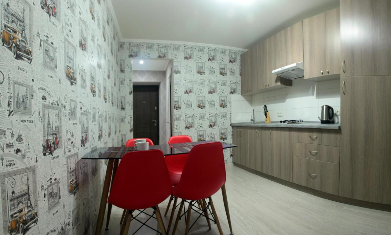 Standard Plus Apartment 波尔塔瓦 外观 照片