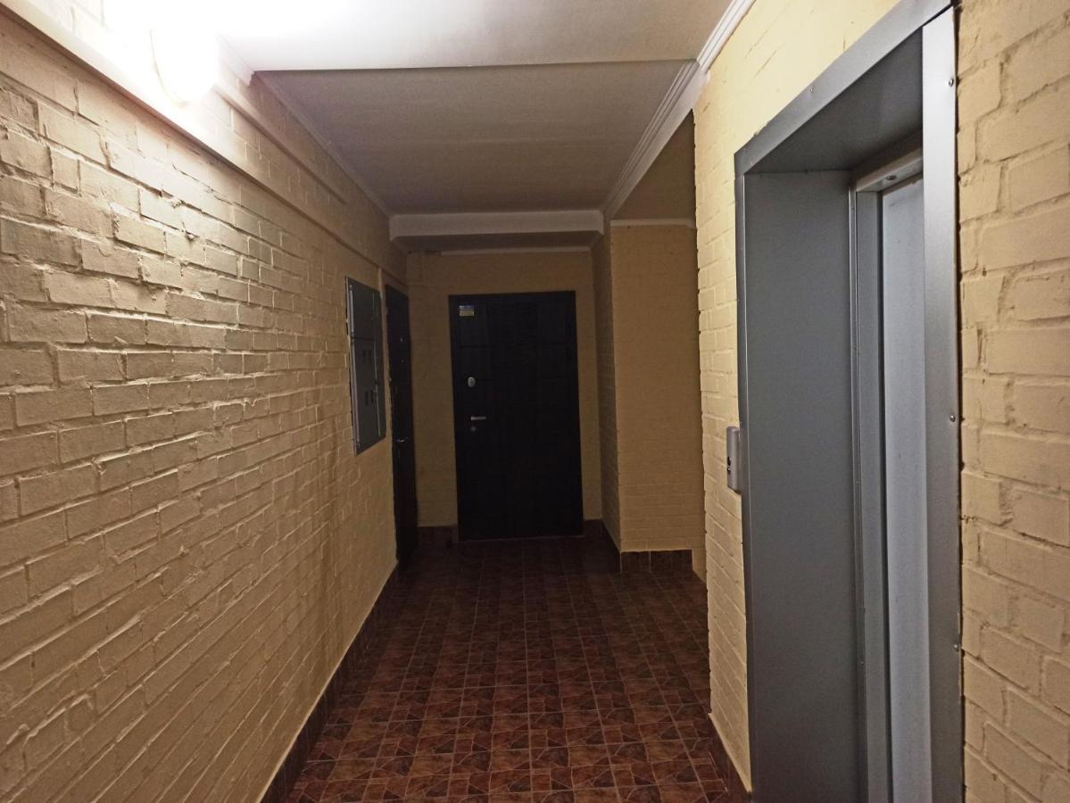 Standard Plus Apartment 波尔塔瓦 外观 照片