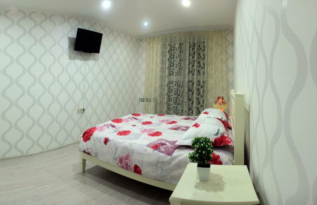 Standard Plus Apartment 波尔塔瓦 外观 照片