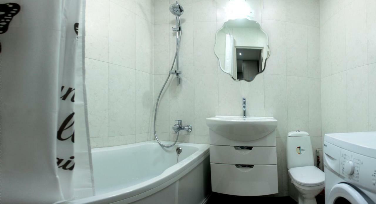 Standard Plus Apartment 波尔塔瓦 外观 照片